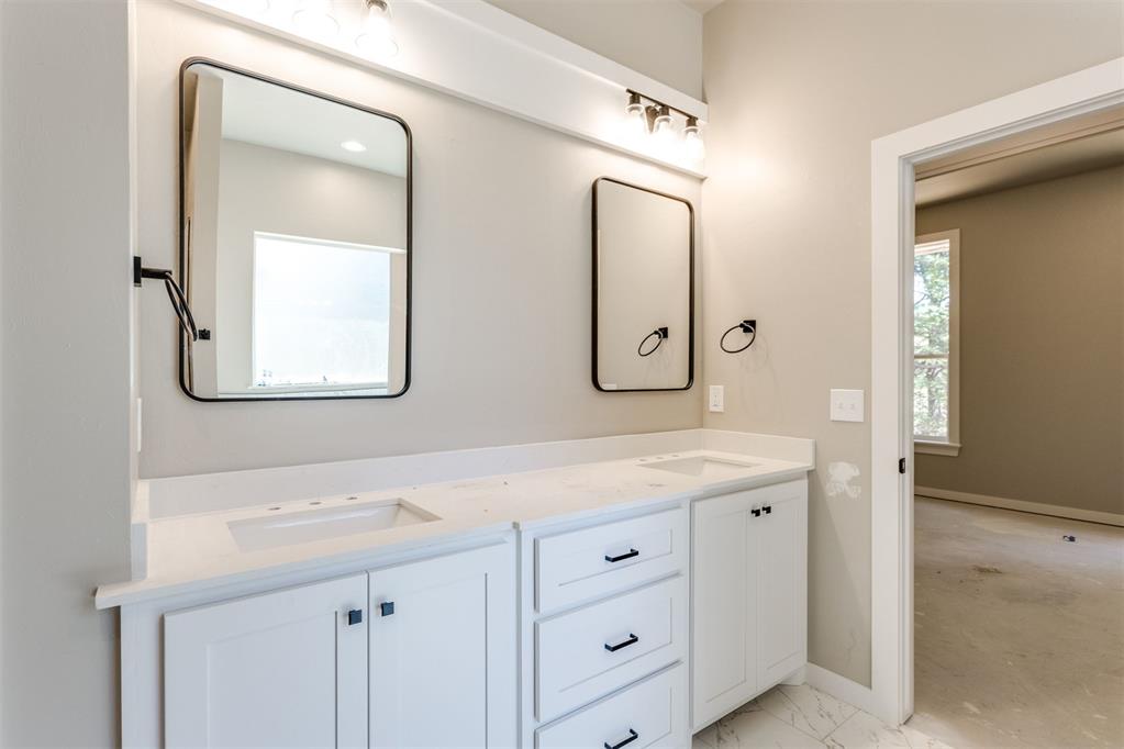 3146 N Henney Road Property Photo 31