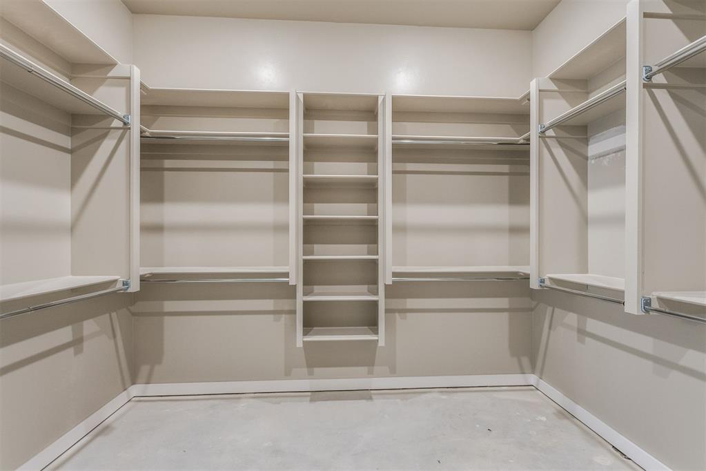 3146 N Henney Road Property Photo 35