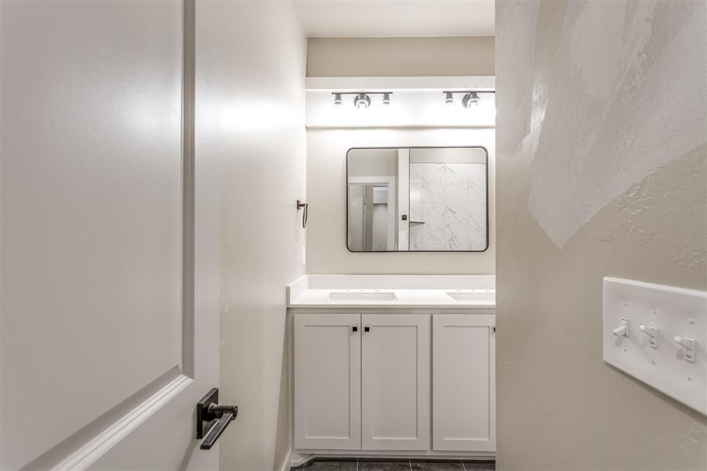 3146 N Henney Road Property Photo 41
