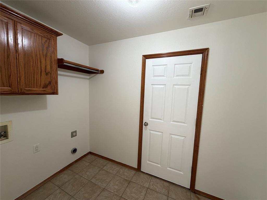 8 Sw 132nd Street Property Photo 6