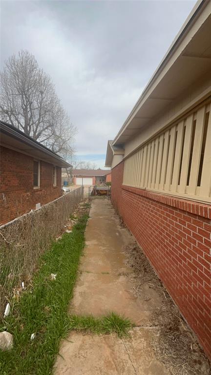 800 E Towry Drive Property Photo 9