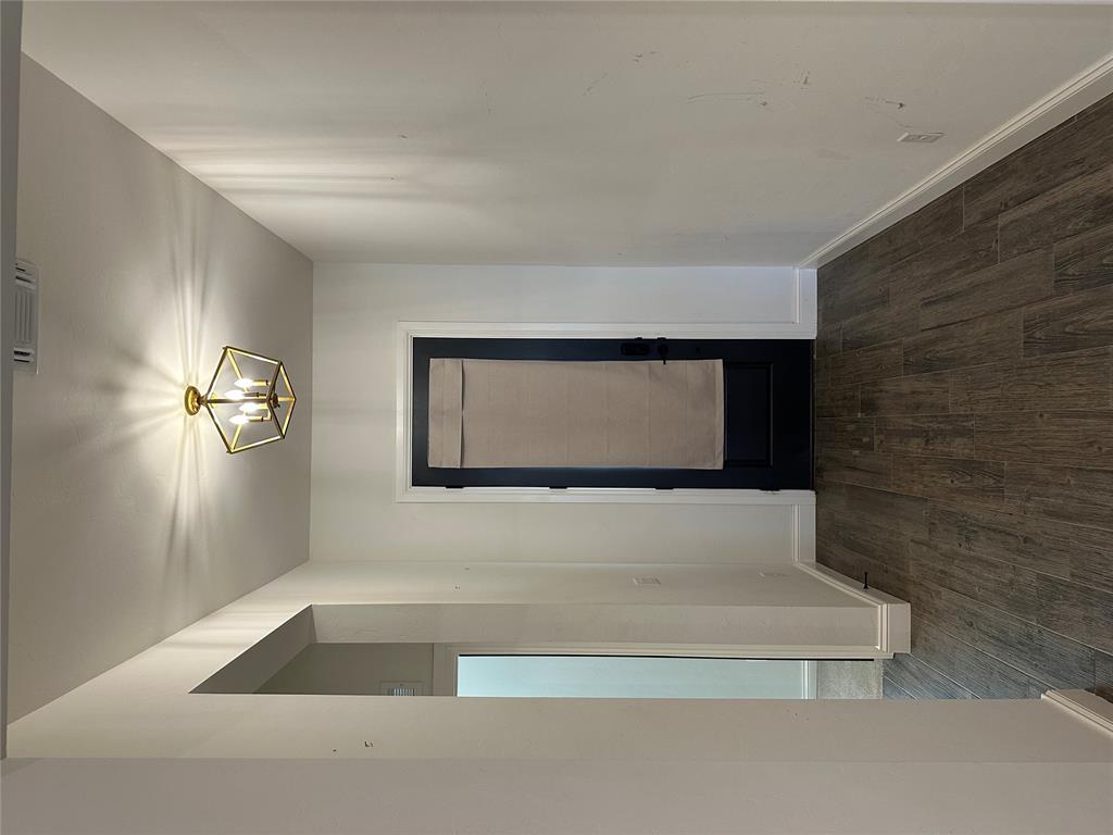 16305 Steppe Drive Property Photo 8