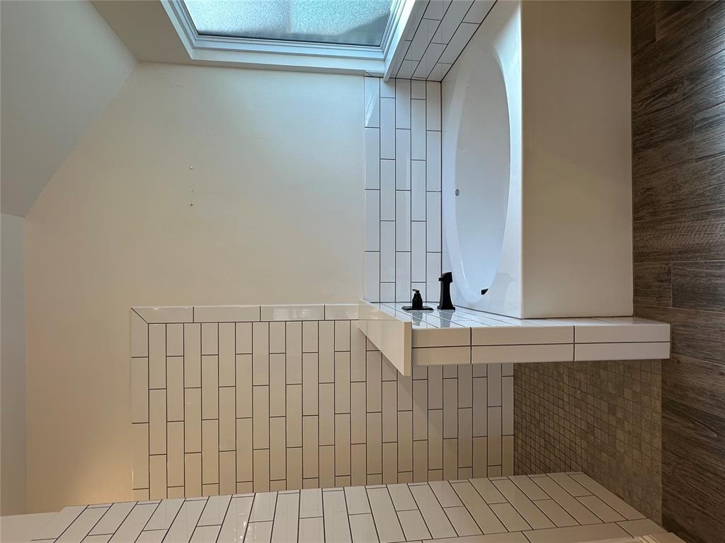 16305 Steppe Drive Property Photo 24