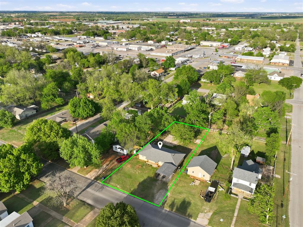 915 S 6th Street Property Photo 41