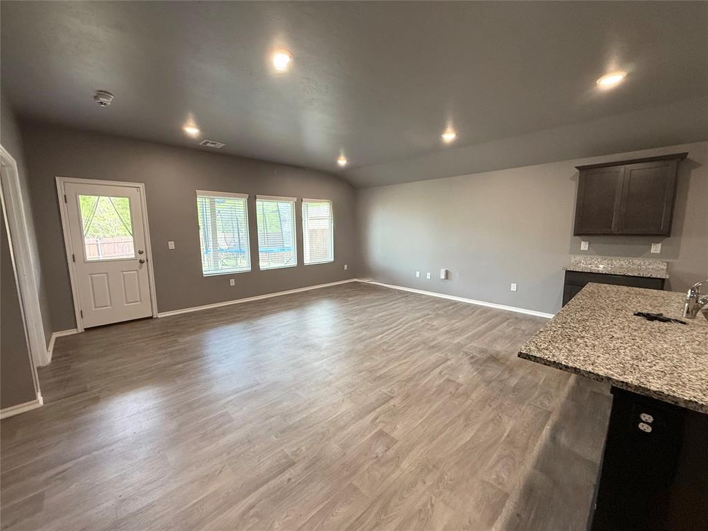 14204 S Babbling Brook Drive Property Photo 4