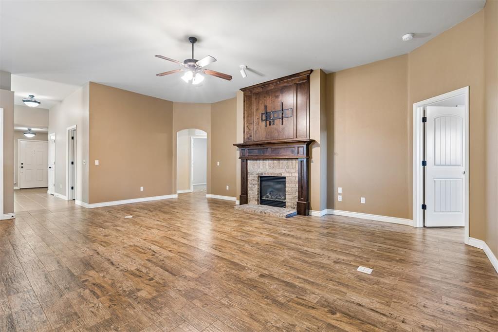 11425 Nw 131st Street Property Photo 9