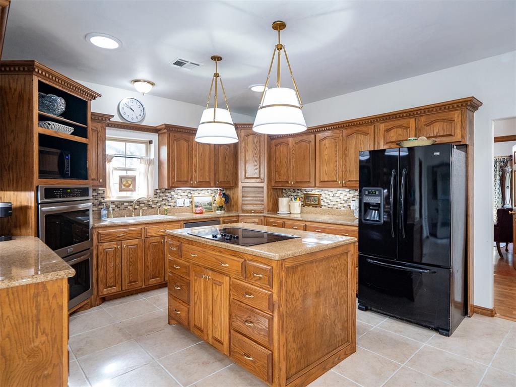 342420 E 1070 Road Property Photo 12