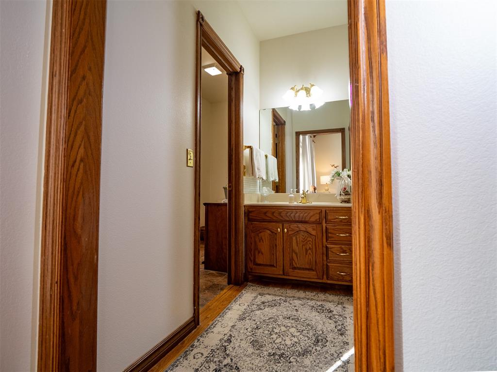 342420 E 1070 Road Property Photo 28