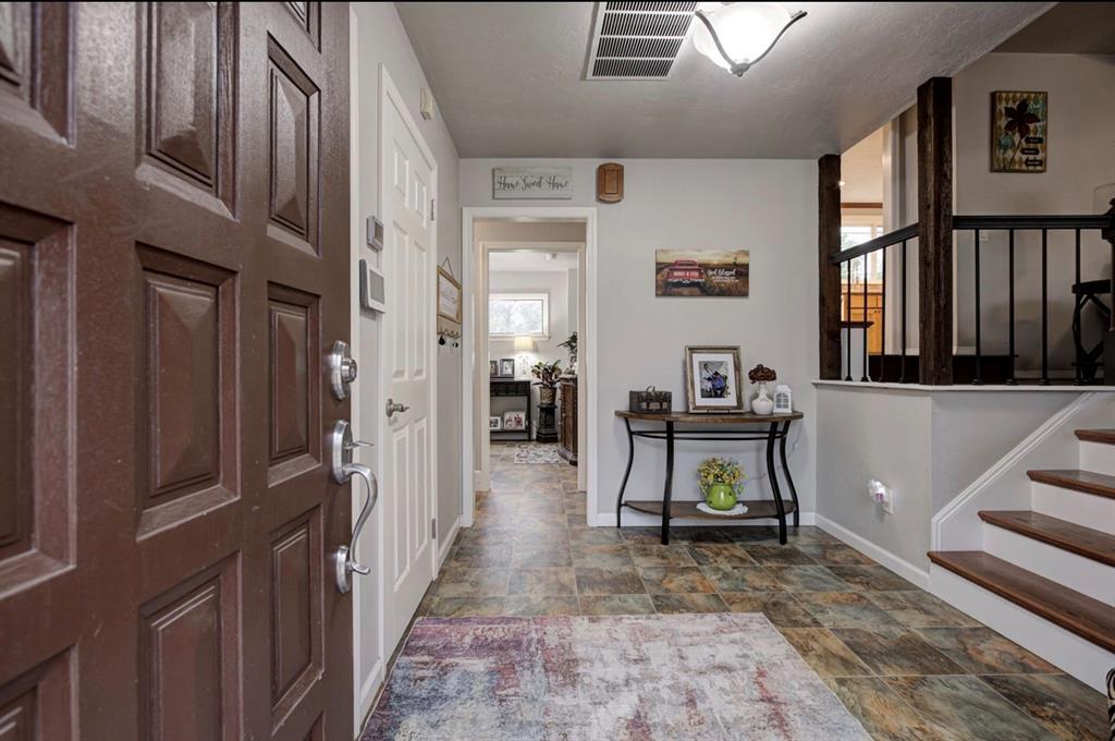 21024 Judy Circle Property Photo 1