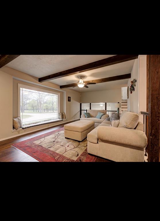 21024 Judy Circle Property Photo 5