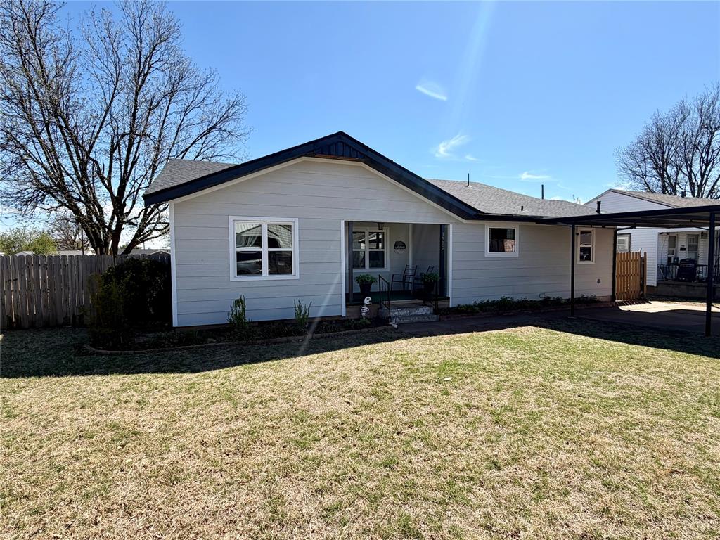 1500 Oak Avenue Property Photo 2