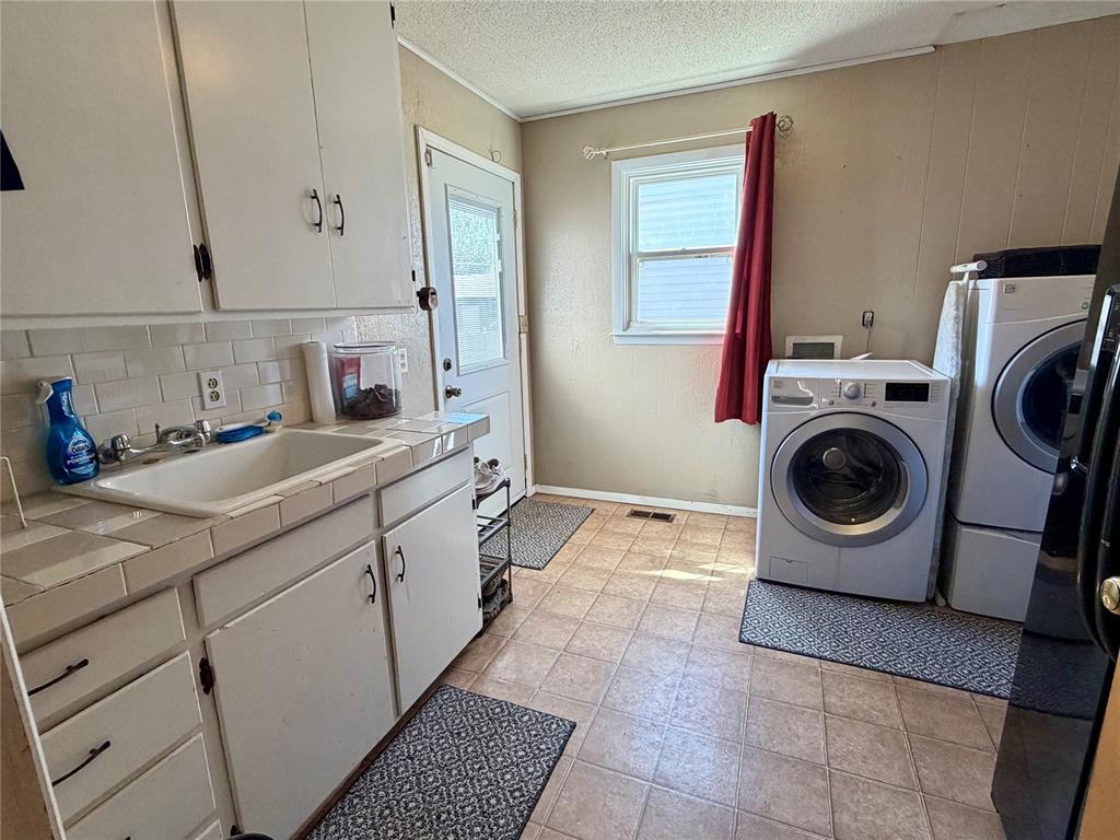 1500 Oak Avenue Property Photo 10