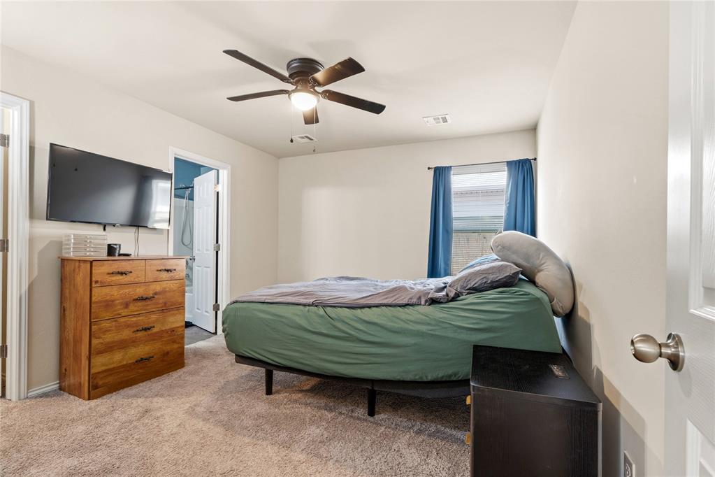 1319 Chuck Wagon Drive Property Photo 11