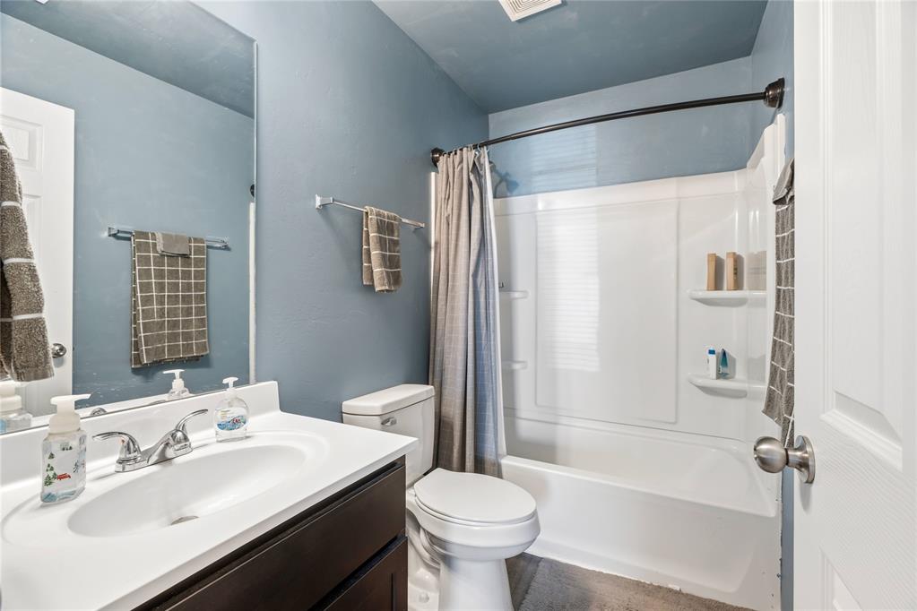 1319 Chuck Wagon Drive Property Photo 17