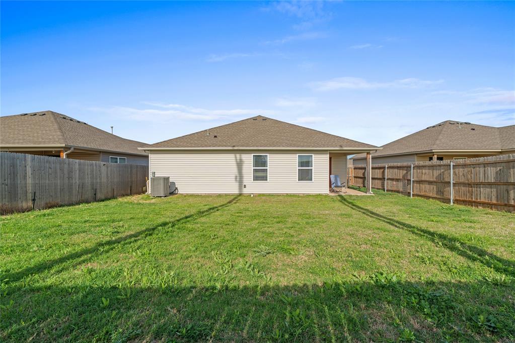 1319 Chuck Wagon Drive Property Photo 21