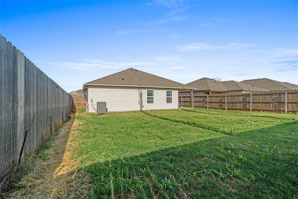 1319 Chuck Wagon Drive Property Photo 22