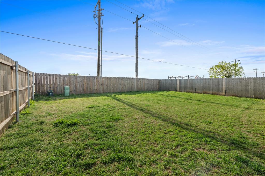 1319 Chuck Wagon Drive Property Photo 23