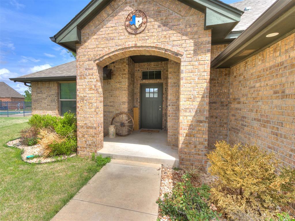 13920 Hutchinson Place Property Photo 6