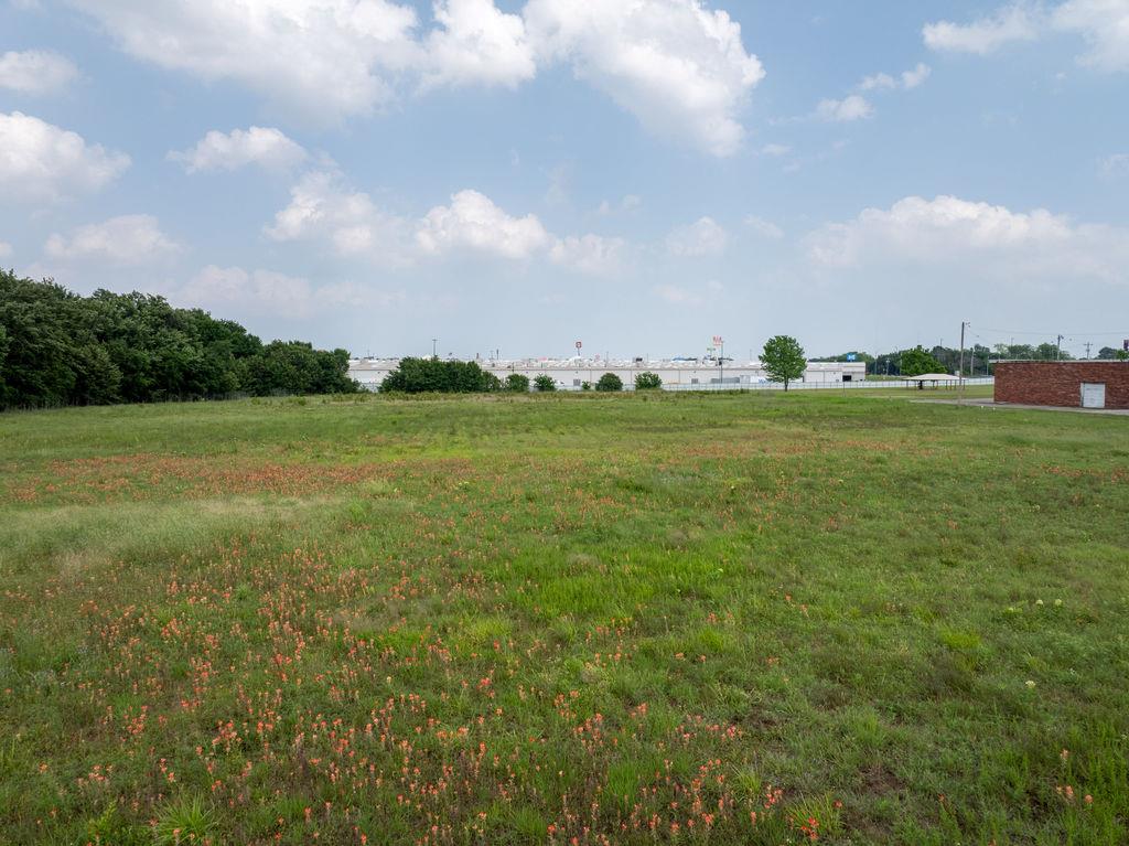 3800 W Main Street Property Photo 7