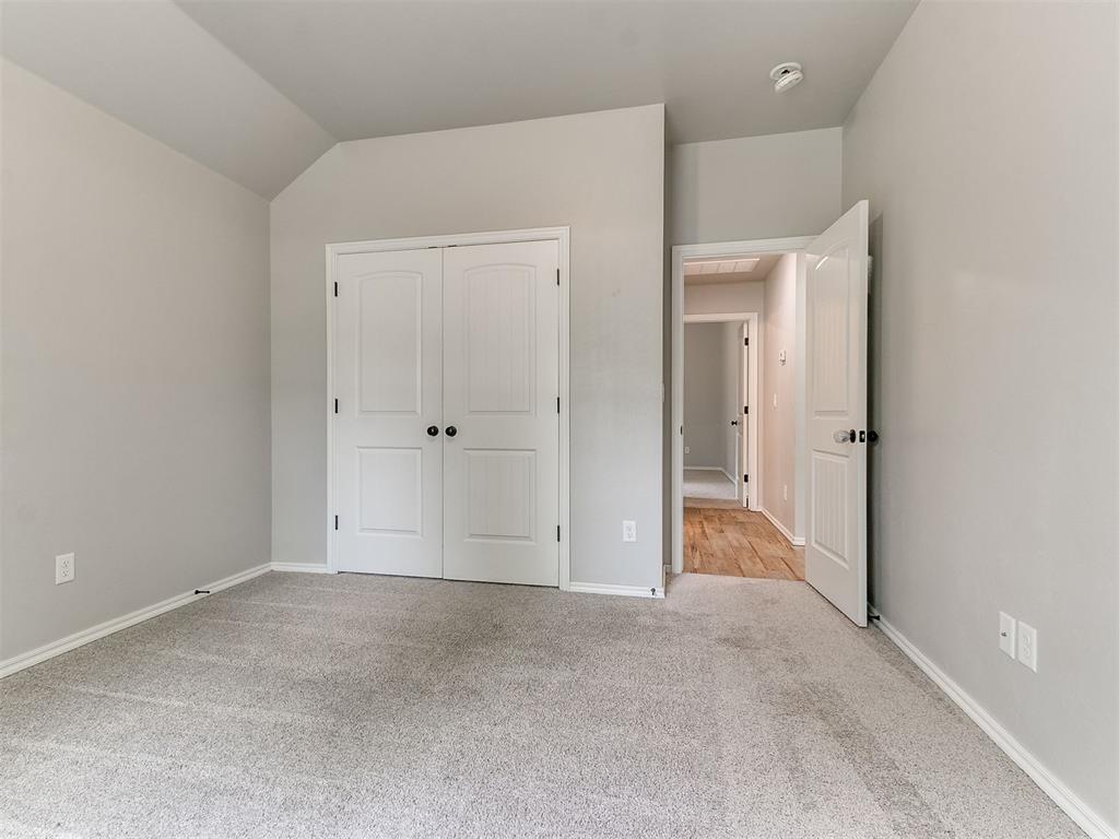 19430 Hidden Pines Drive Property Photo 14