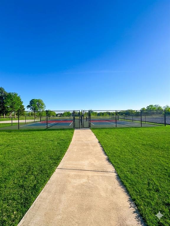 33 Patriot Pointe Property Photo 4