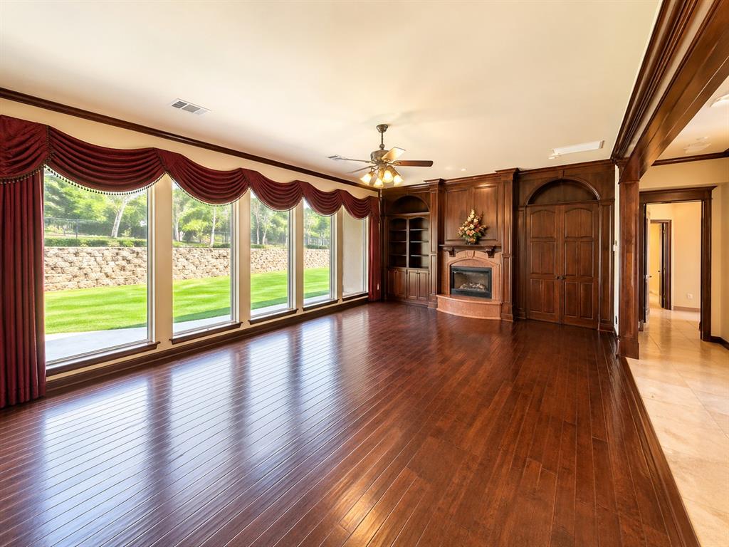 23505 E Waterloo Road Property Photo 8