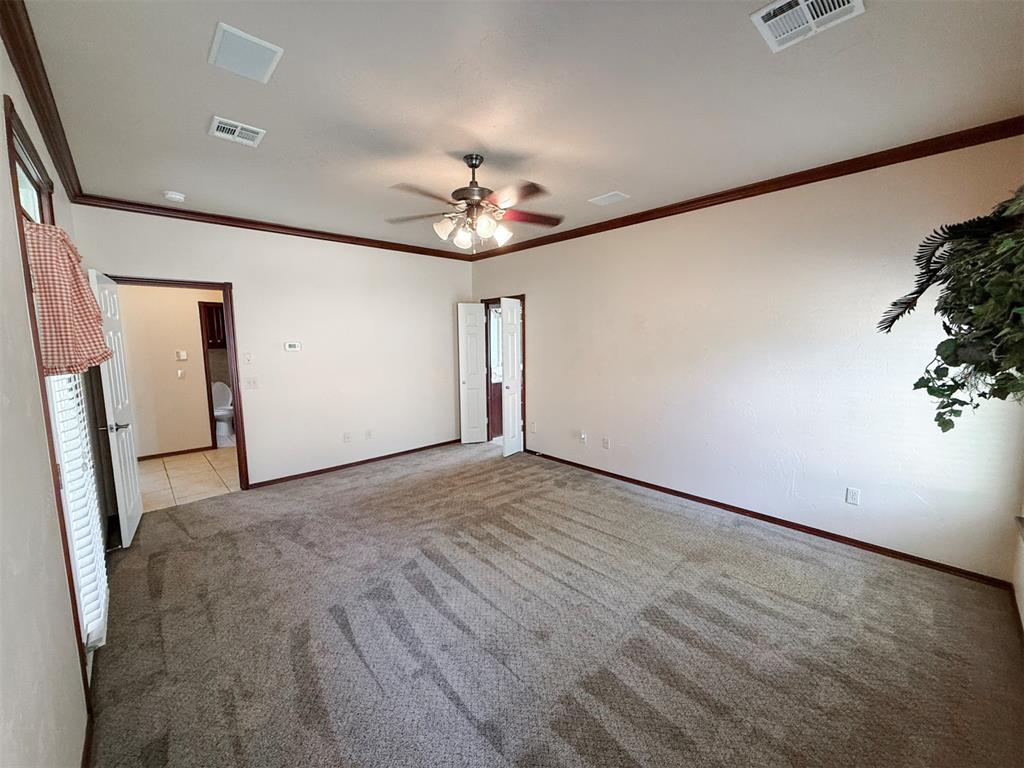 23505 E Waterloo Road Property Photo 19