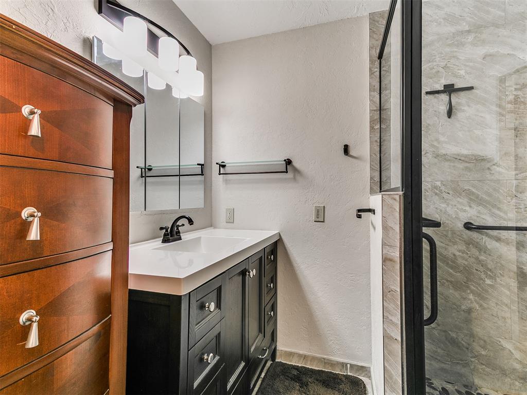 816 Hillcrest Drive Property Photo 35