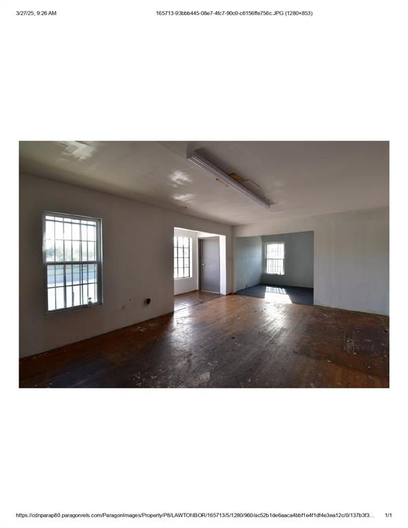 1527 W Gore Boulevard Property Photo 6