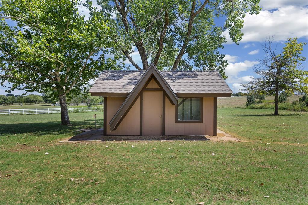 1401 E Hefner Property Photo 35