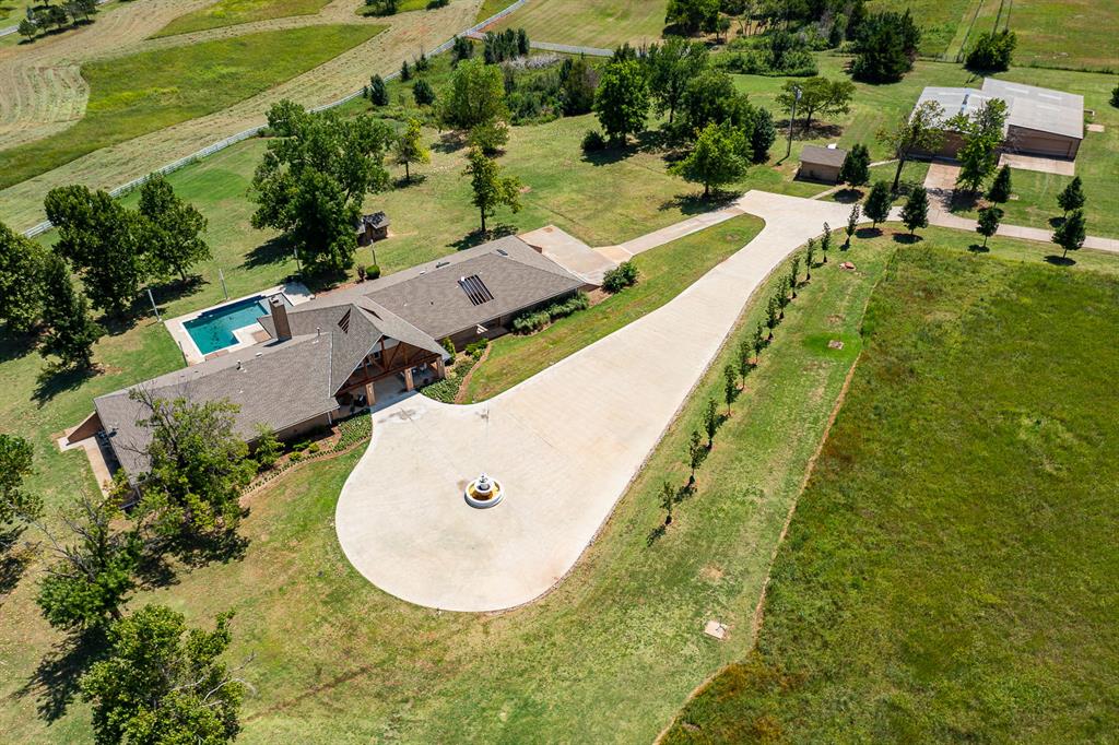 1401 E Hefner Property Photo 37