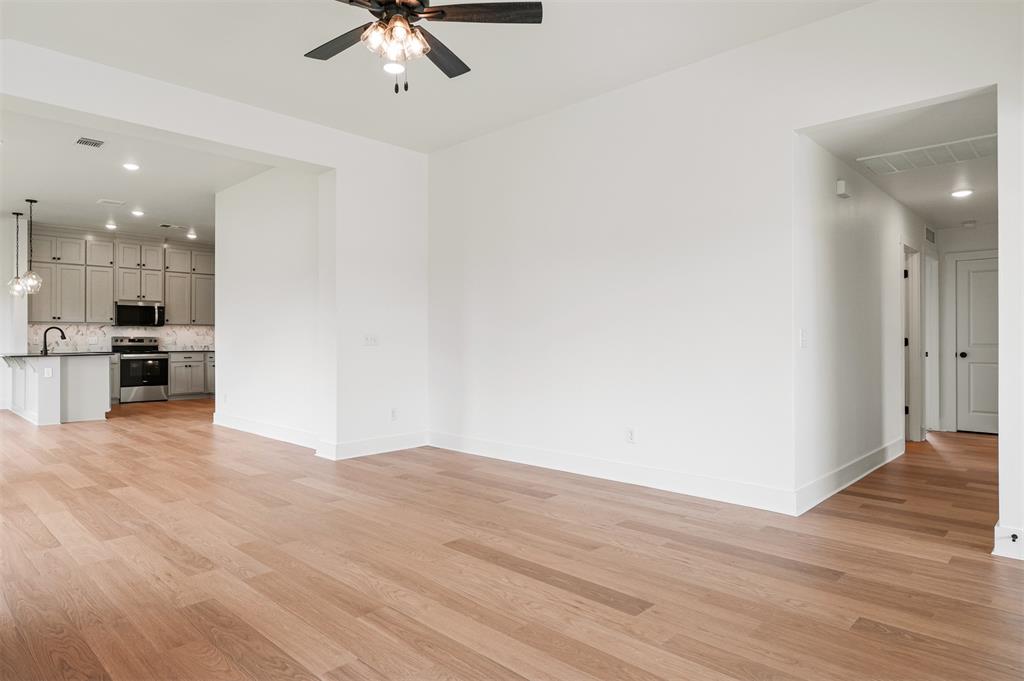24175 Western Avenue Property Photo 21