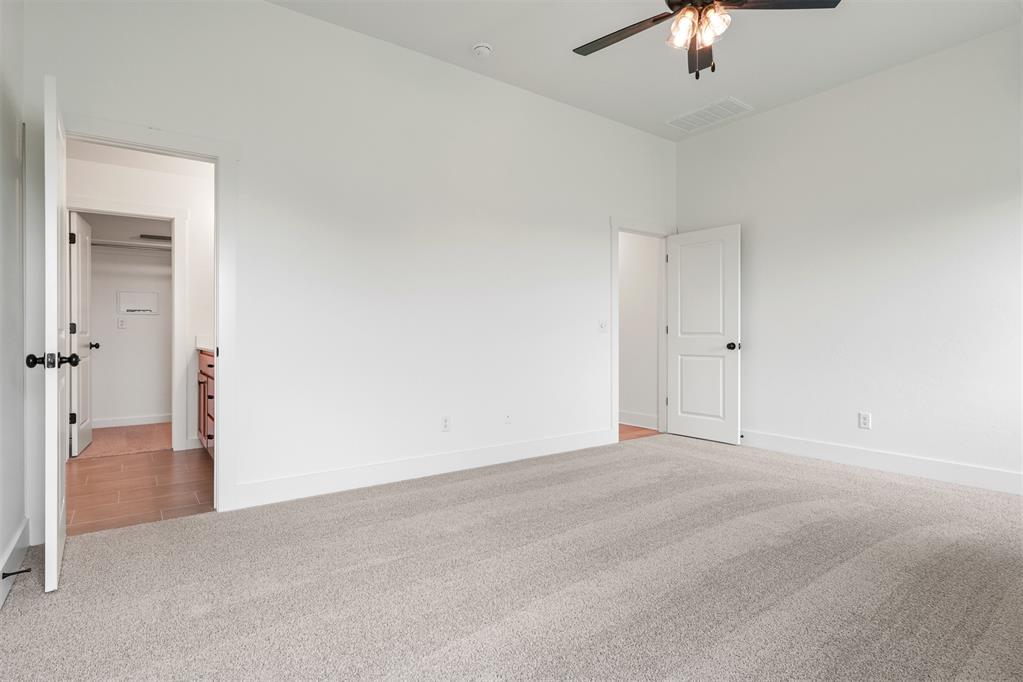 24175 Western Avenue Property Photo 32