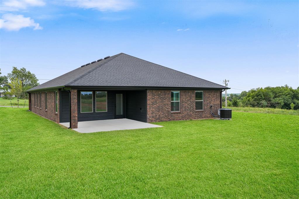 24175 Western Avenue Property Photo 42