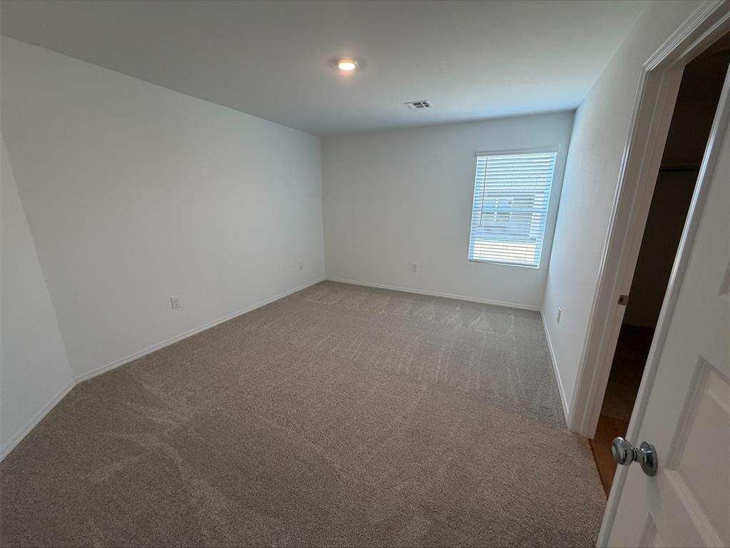 2111 W 30th Avenue Property Photo 5