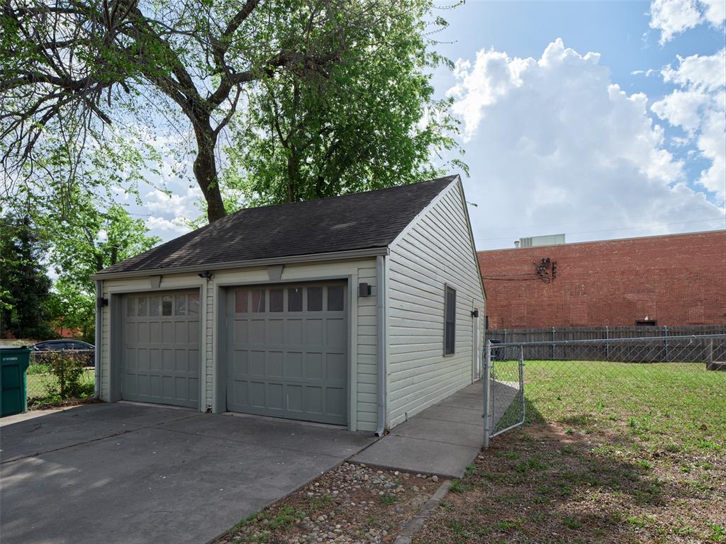 3717 N Olie Avenue Property Photo 45