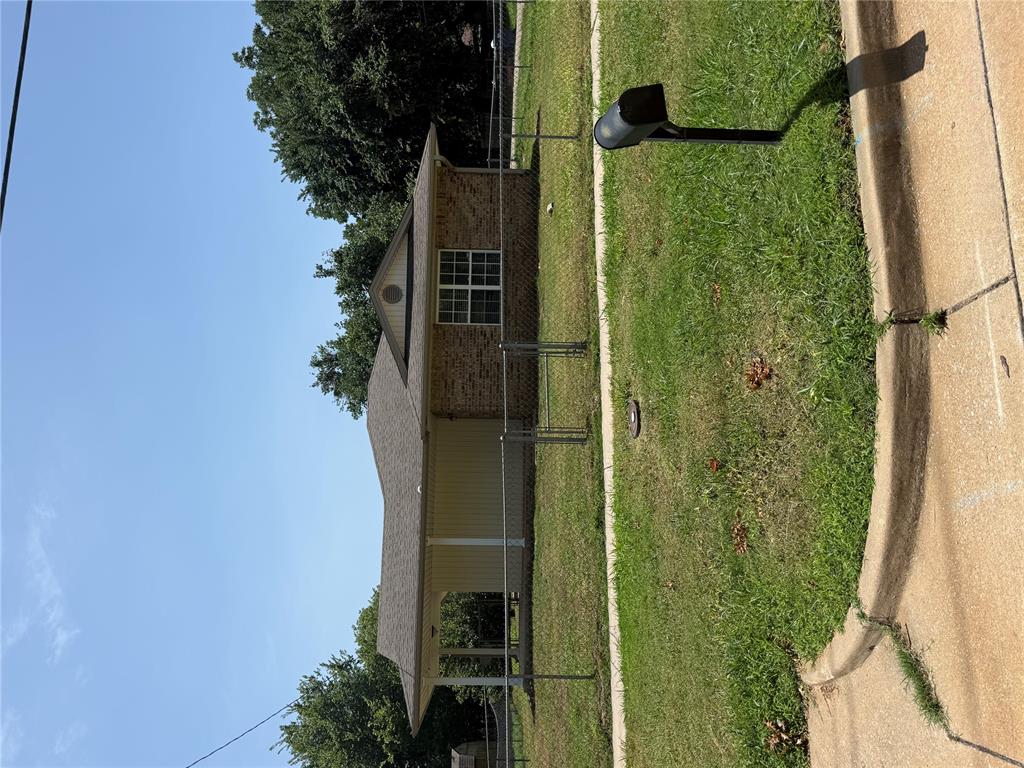 1401 E Main Street Property Photo 1