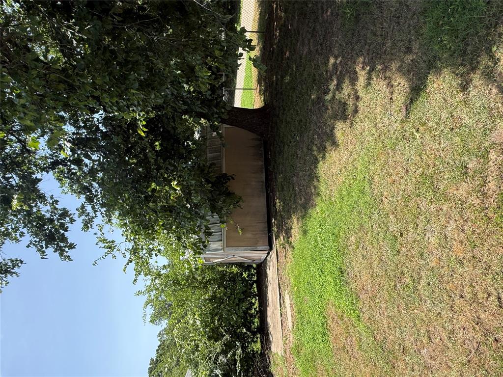 1401 E Main Street Property Photo 9