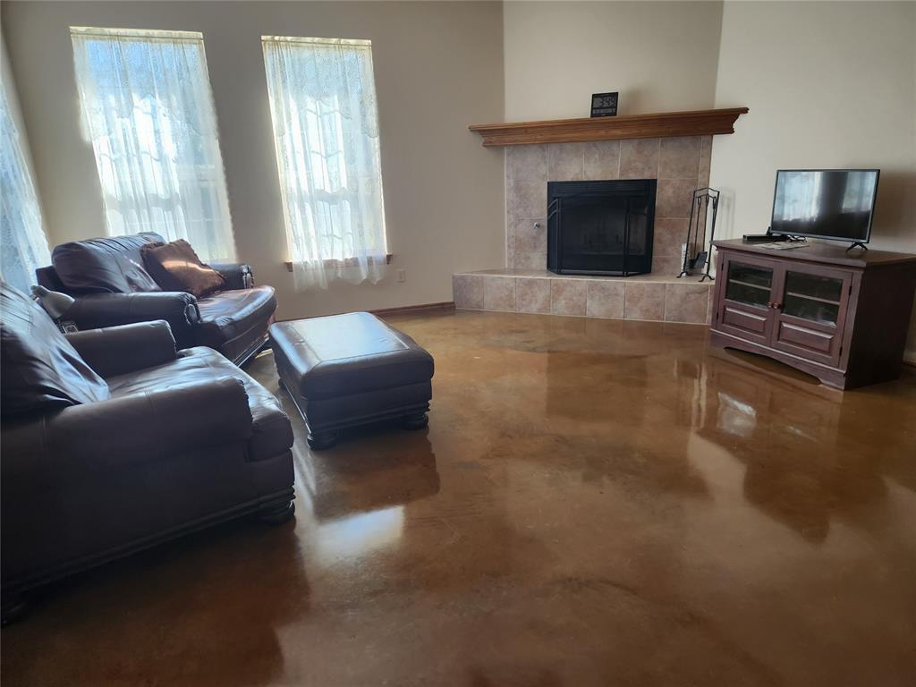 6501 Overview Drive Property Photo 2