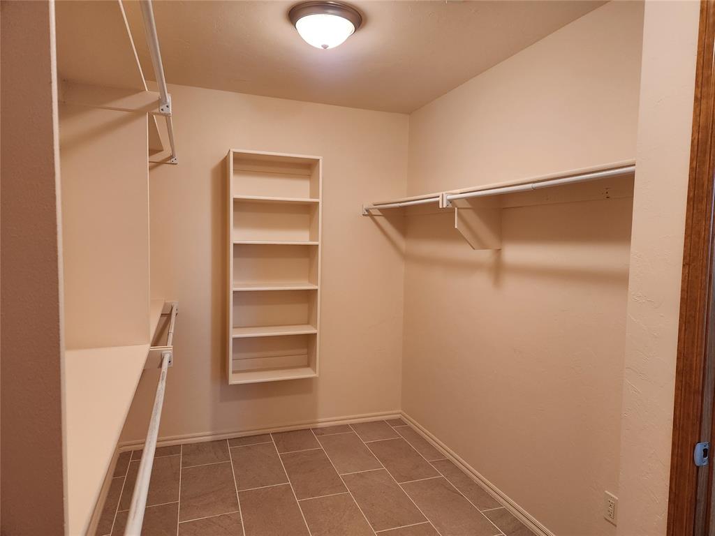 6501 Overview Drive Property Photo 7