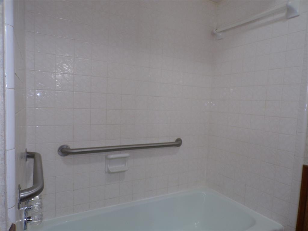 535 N Salyer Property Photo 21