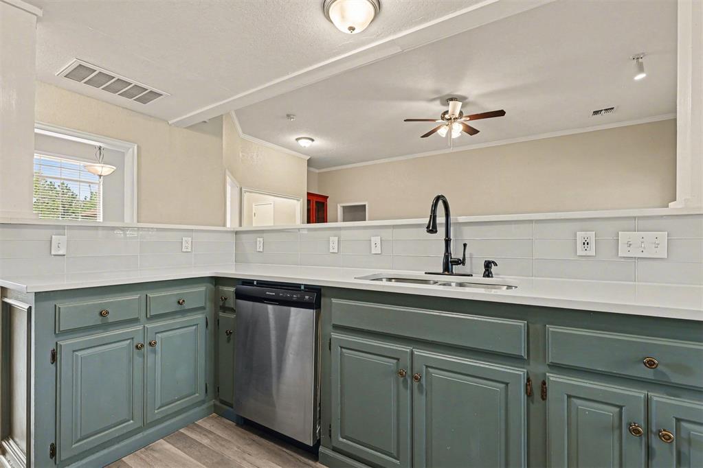 10009 S Land Avenue Property Photo 10