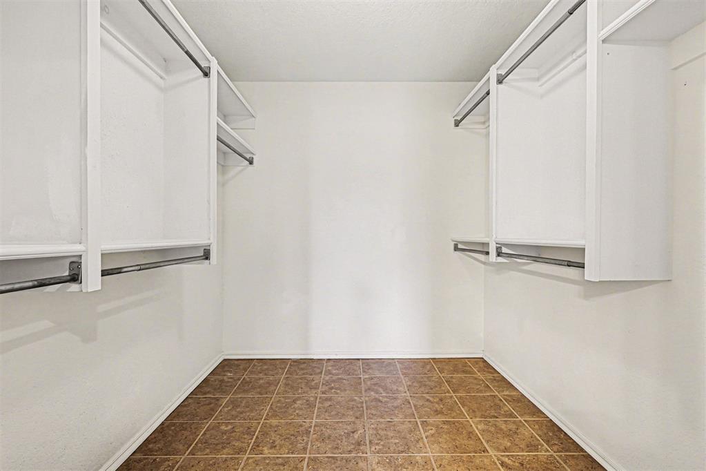 10009 S Land Avenue Property Photo 19