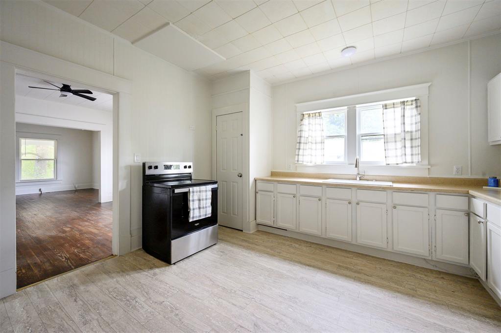 108 N Costilow Street Property Photo 33