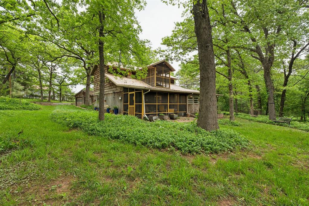 2725 Cabin Road Property Photo 2