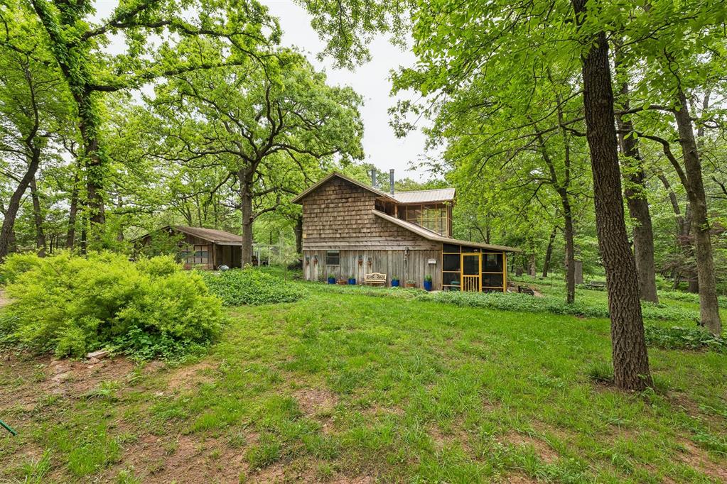 2725 Cabin Road Property Photo 4