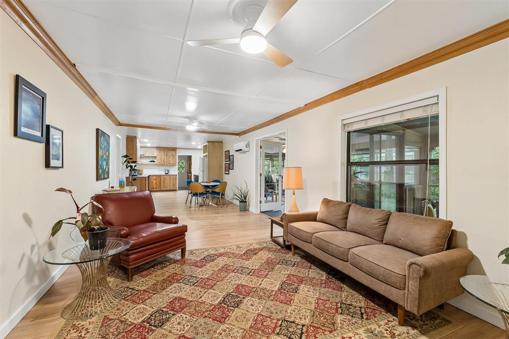 2725 Cabin Road Property Photo 6