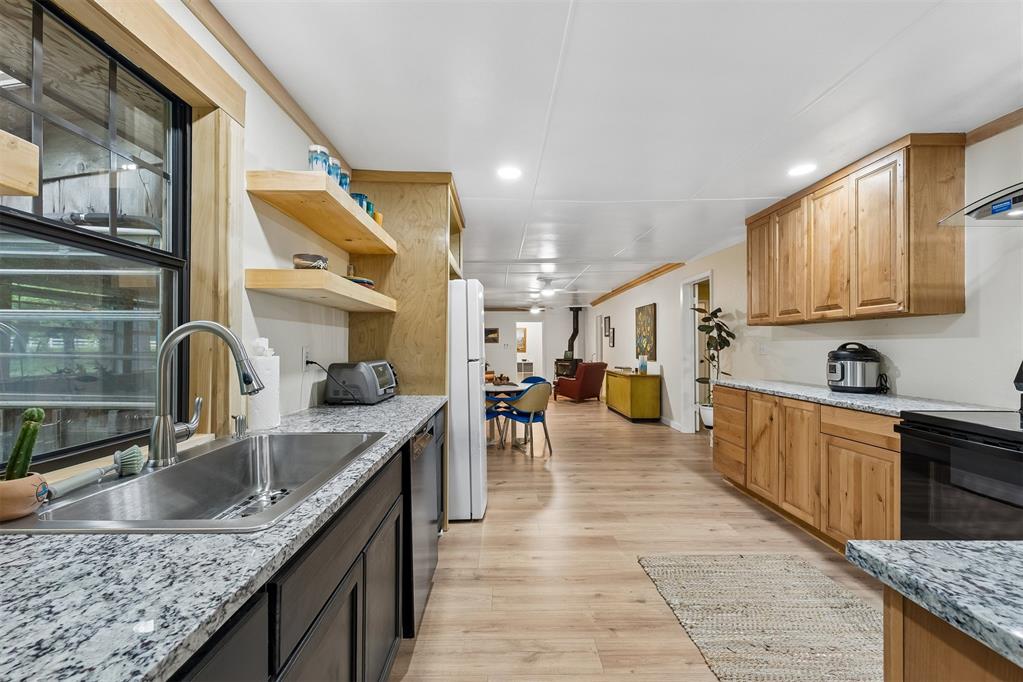 2725 Cabin Road Property Photo 17