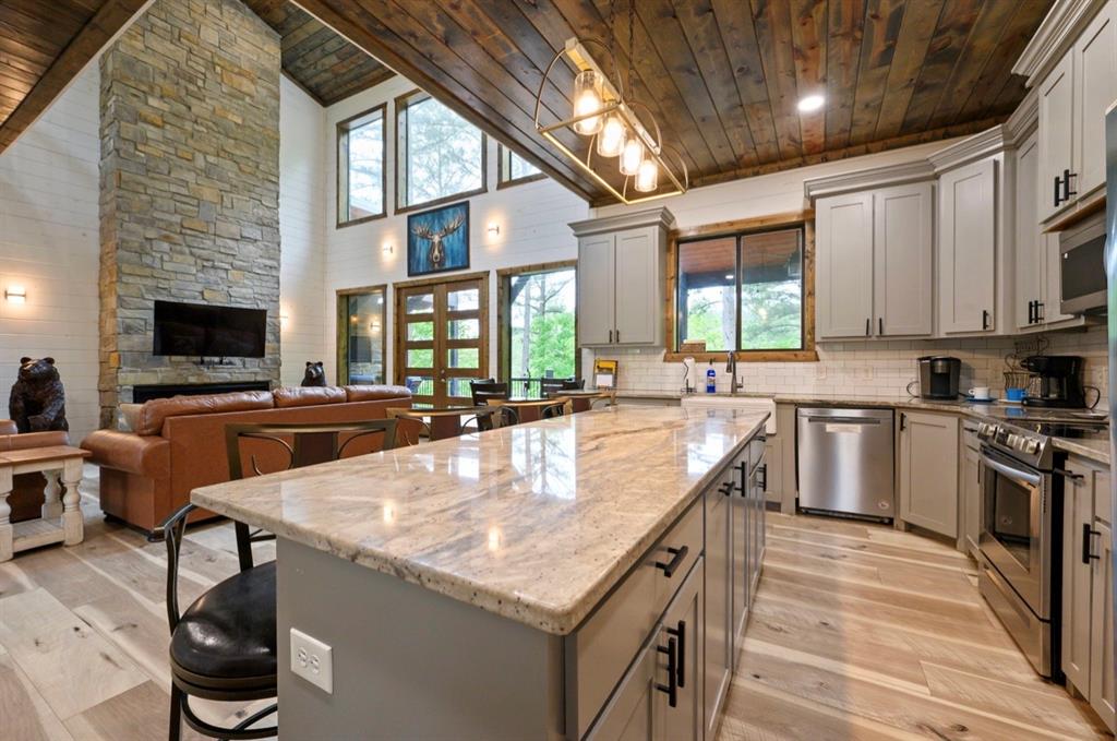 245 Gnarly Maple Trail Property Photo 9