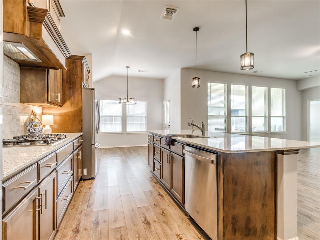 18101 Jimenez Drive Property Photo 11